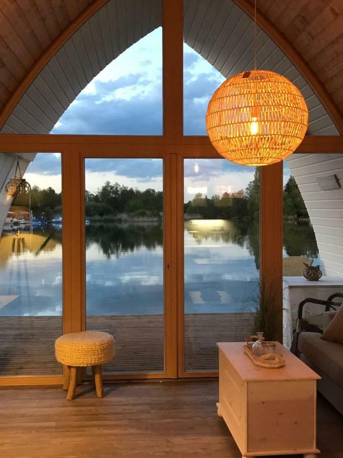 Lieblingsplatz Parey - Schwimmendes Seehotel Eksteriør bilde